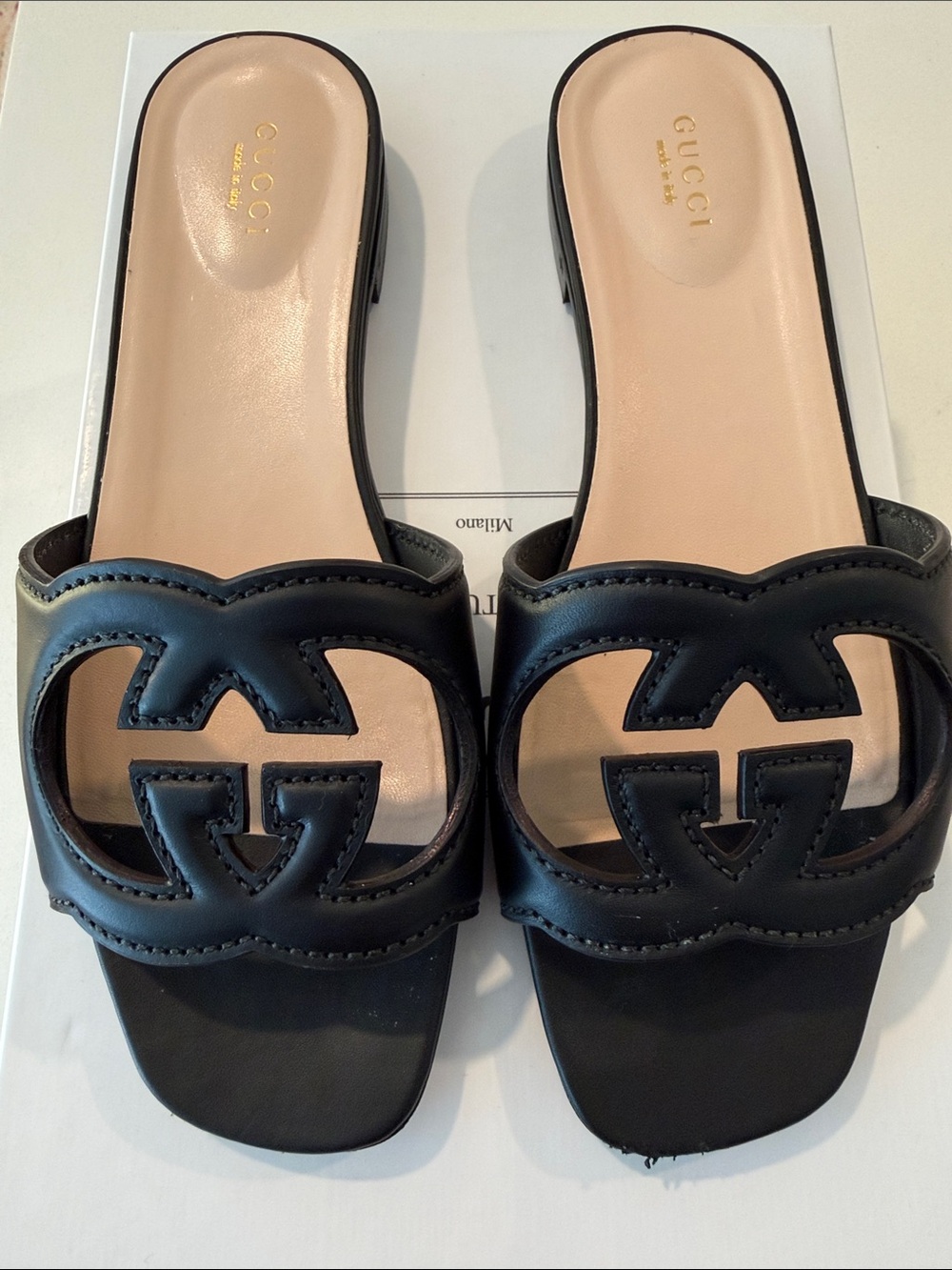 Gucci Slide Sandals with Interlocking G - Black 8.5